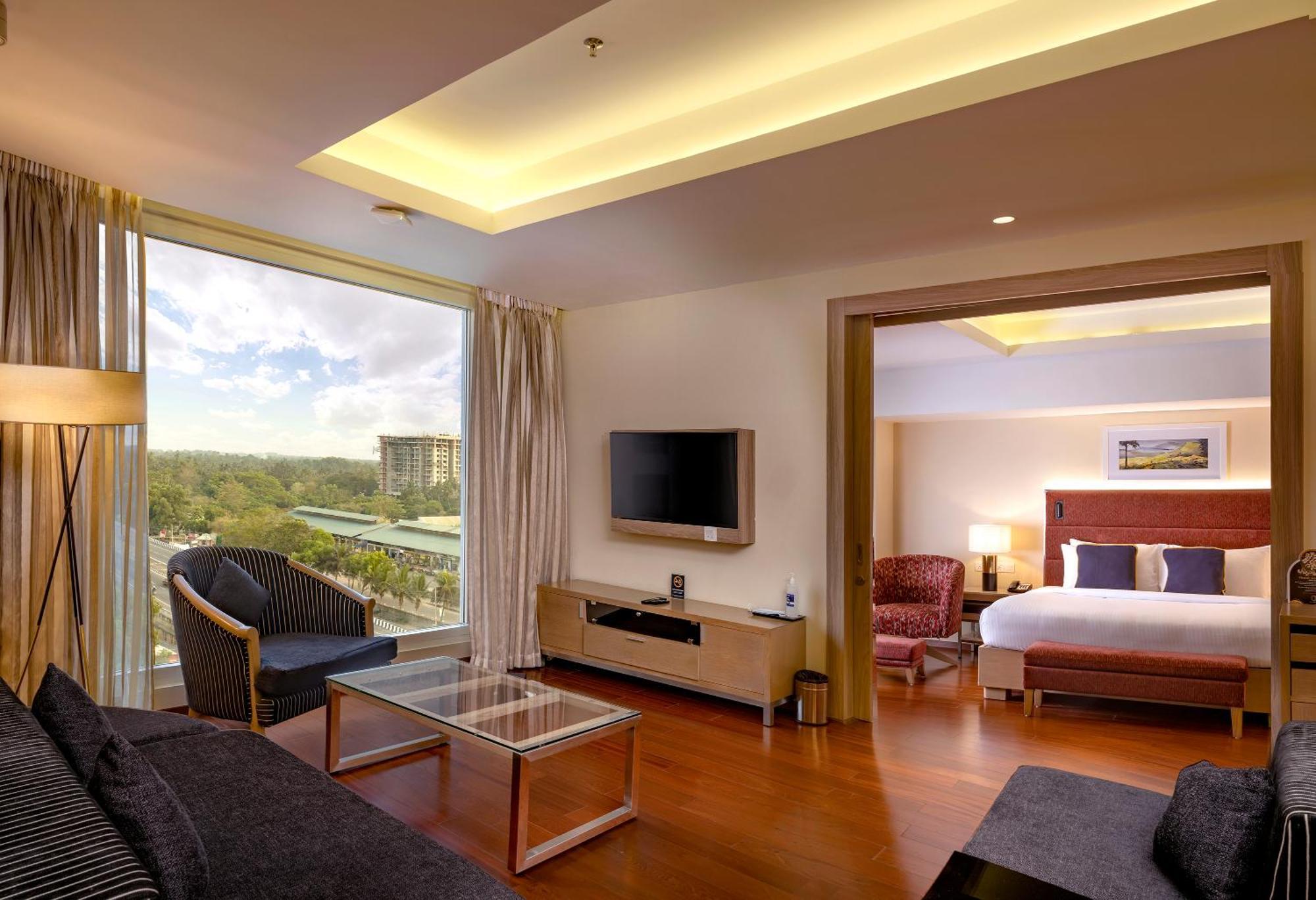 O By Tamara, Trivandrum Thiruvananthapuram ภายนอก รูปภาพ Suite at the hotel